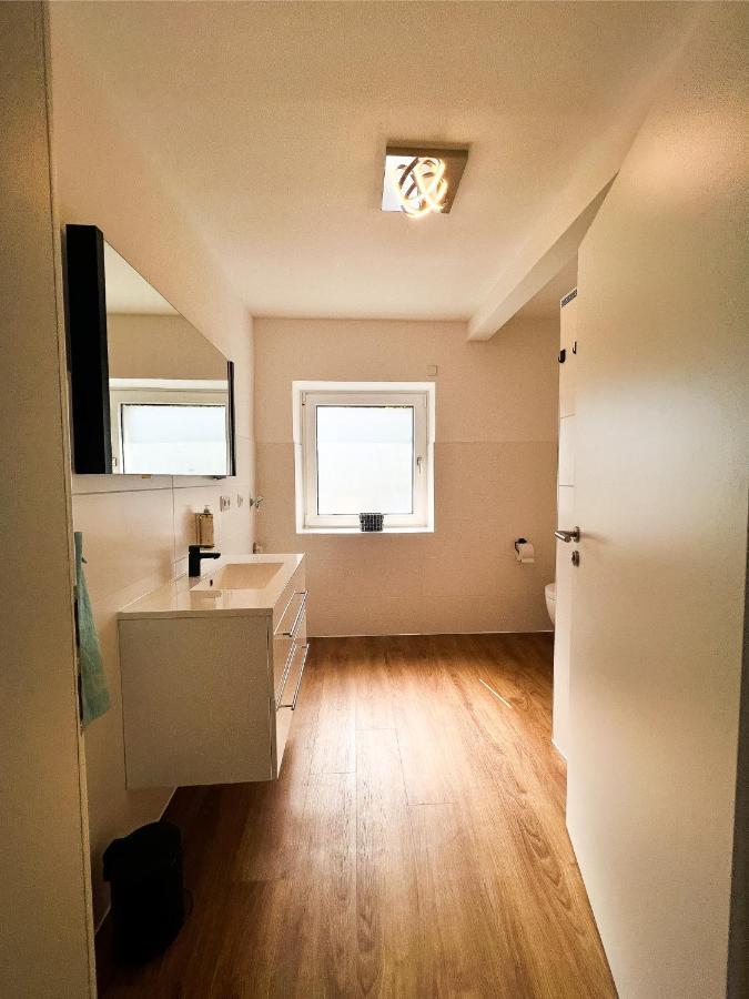 Modern Apartment Wissenbach 2 Barrierefrei Eschenburg Esterno foto